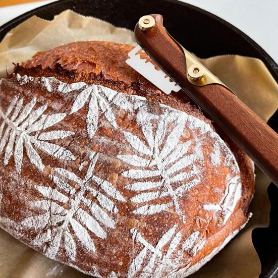 Kráječ chleba s 5 čepelemi z nerezové oceli Rukojeť s vyřezávanou rukojetí Kváskový pekař Rýhovací nástroj Kuchyňské potřeby na pečení