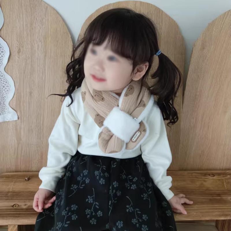 Non-Toxic Korean Bear Print Baby Scarf Winter Plush Cross Scarves For Kids Children Warm Neckerchief Scarves Baby Accessories 1-6Y