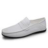 Sommer Herren Slipper Hochzeitskleid Weiß Fahr-Mokassins Schuhe Herren Freizeitschuhe Spaltleder Slip-On Leichtgewichtige Herrenschuhe