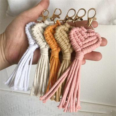 Mini Chaveiros Criativos em Macramê em Forma de Coração Boho Tecidos à Mão com Borla para Chave de Carro Bolsa Celular Carteira Presente de Casamento