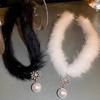 Korean Sweet Feather Plush Snowflake Choker for Women Fashion Snowflake Pearl Necklace Wedding Party Jewelry Gifts Black White