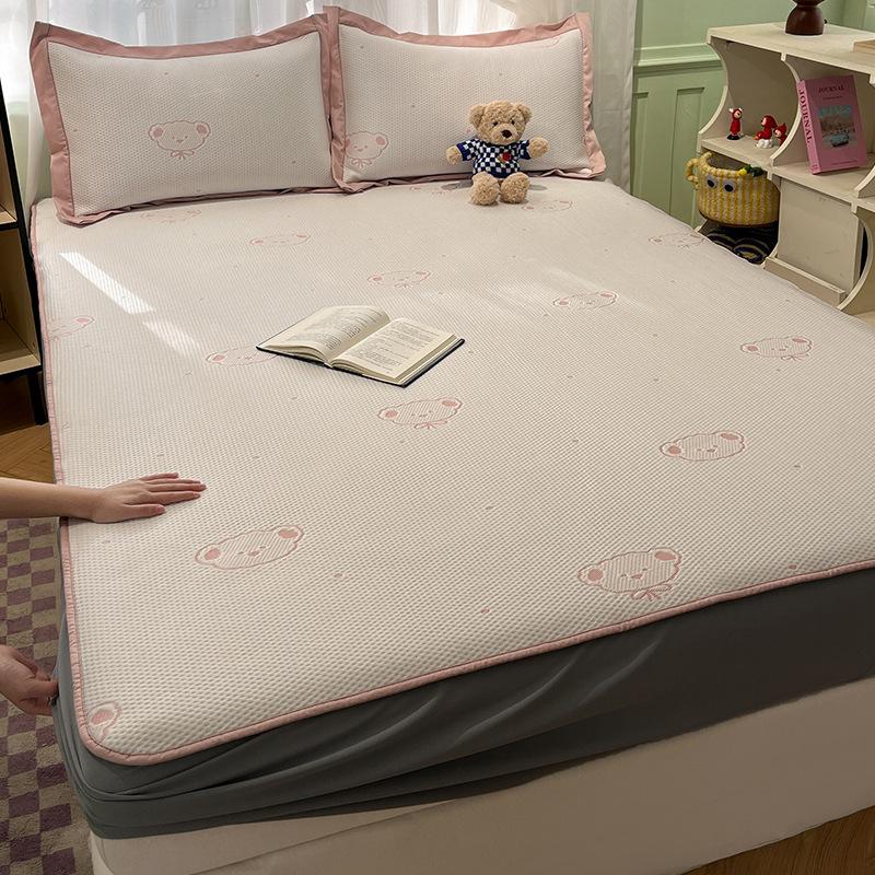 

Летний коврик из ледяного шелка, трехпредметный летний ледяной коврик дуду, прохладный простынный коврик, студенческое общежитие, одноместный, кондиционер, мягкий коврик 90 × 200cm two-piece set