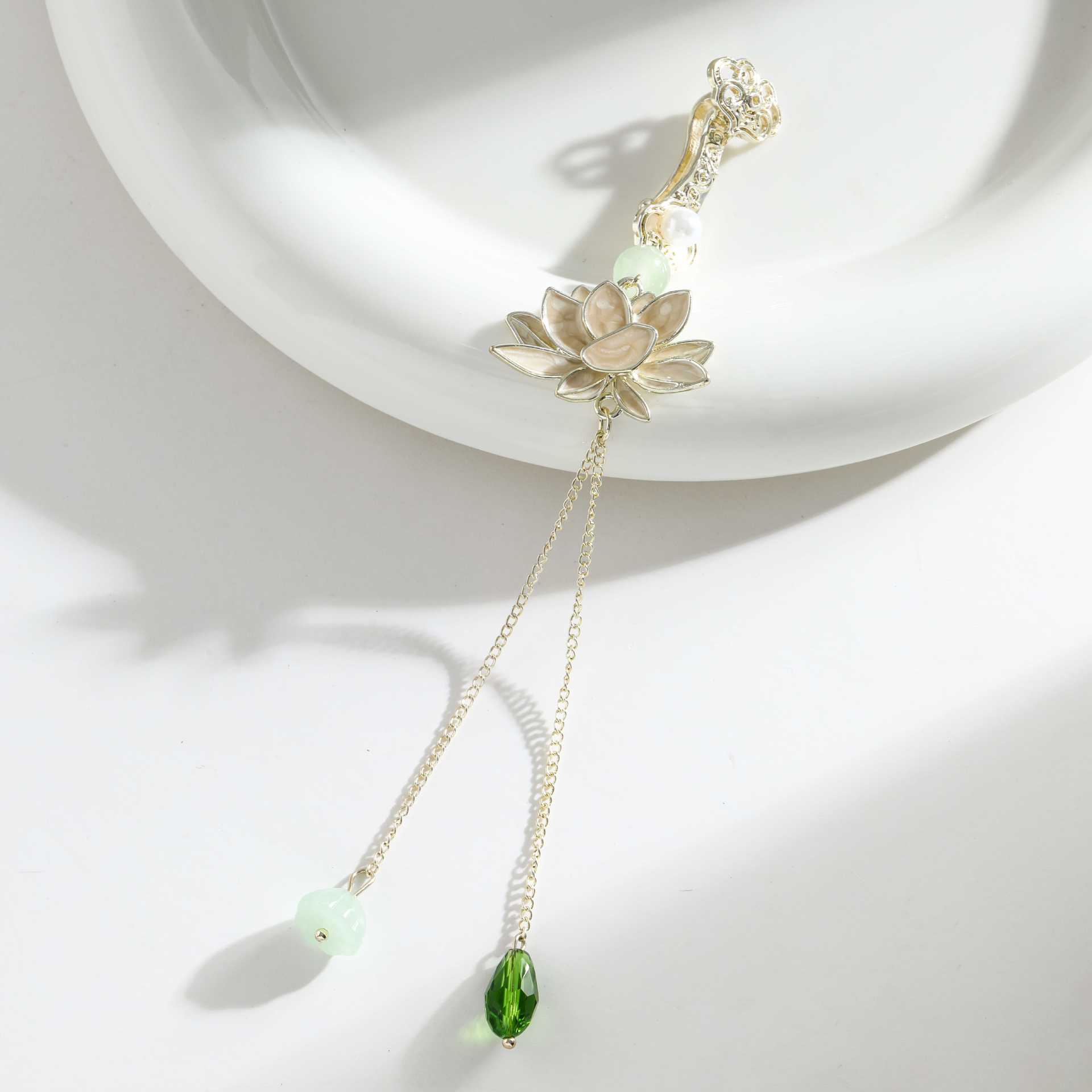 

Подвеска для конского платья Брошь Пипа Кисточка Нажимная планка Женская Ханфу Чеонгсам Пряжка Аксессуары Женские