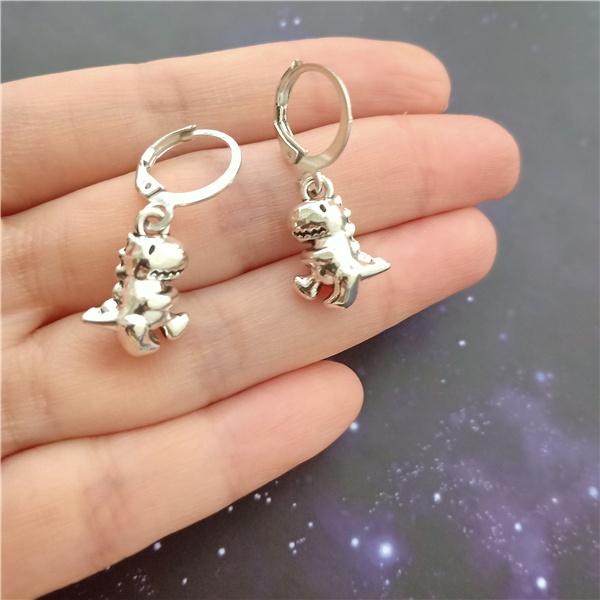 

Симпатичные серьги с динозаврами в готическом стиле с животными, ювелирные изделия с динозаврами, серьги-кольца для пирсинга ушей