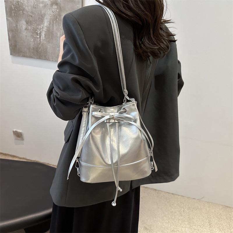 Stylish Bucket Bag Trendy Design For 2024 Summer Fashionable Crossbody Purse