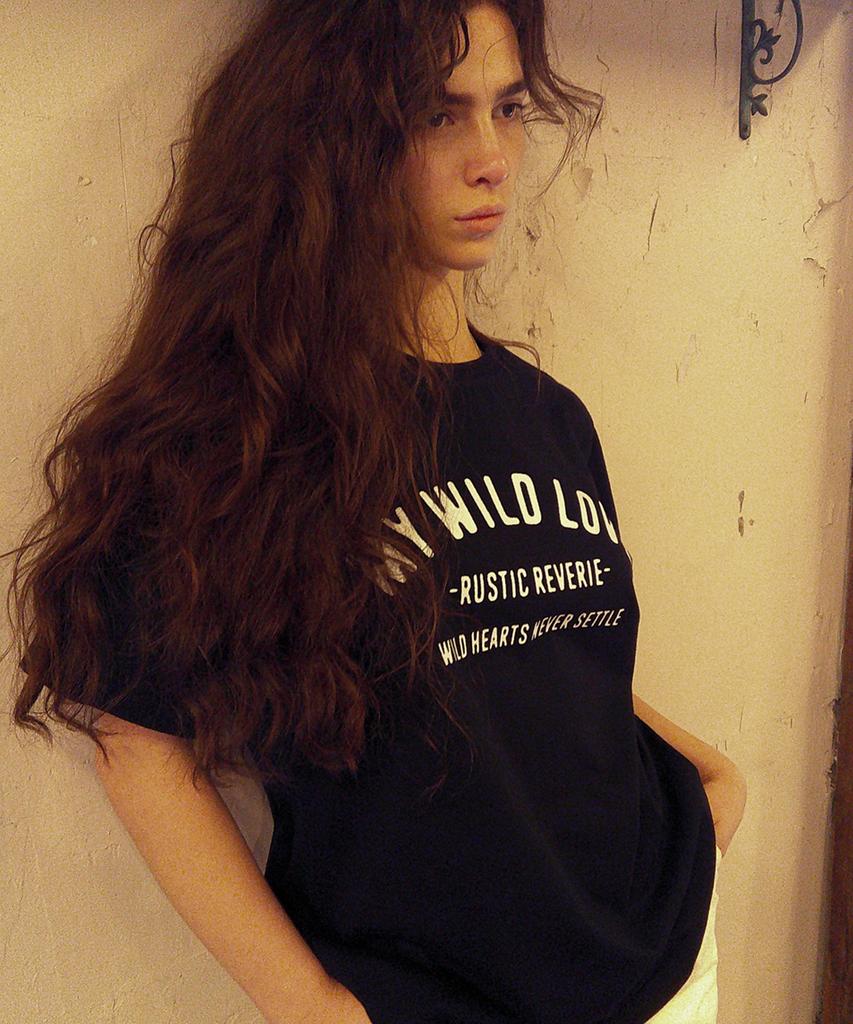 RUSTIC REVERIE My Wild Love Oversized T-Shirt_Black