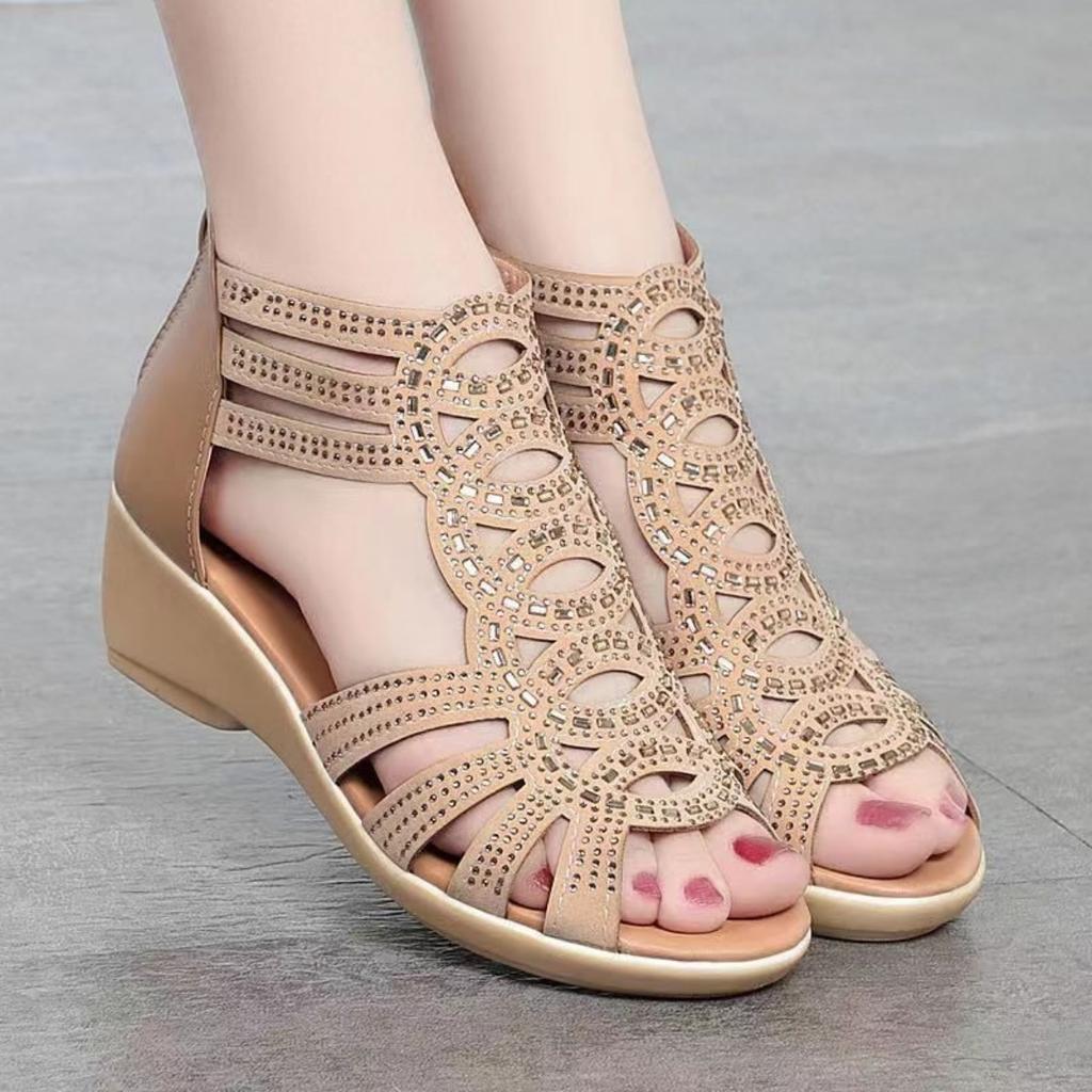Comfortable Thick Soled Roman Sandals, Suitable for Summer New Soft Soled Shoes, Fashionable Outdoor Women's Sandals, Low Heeled Women's Shoes