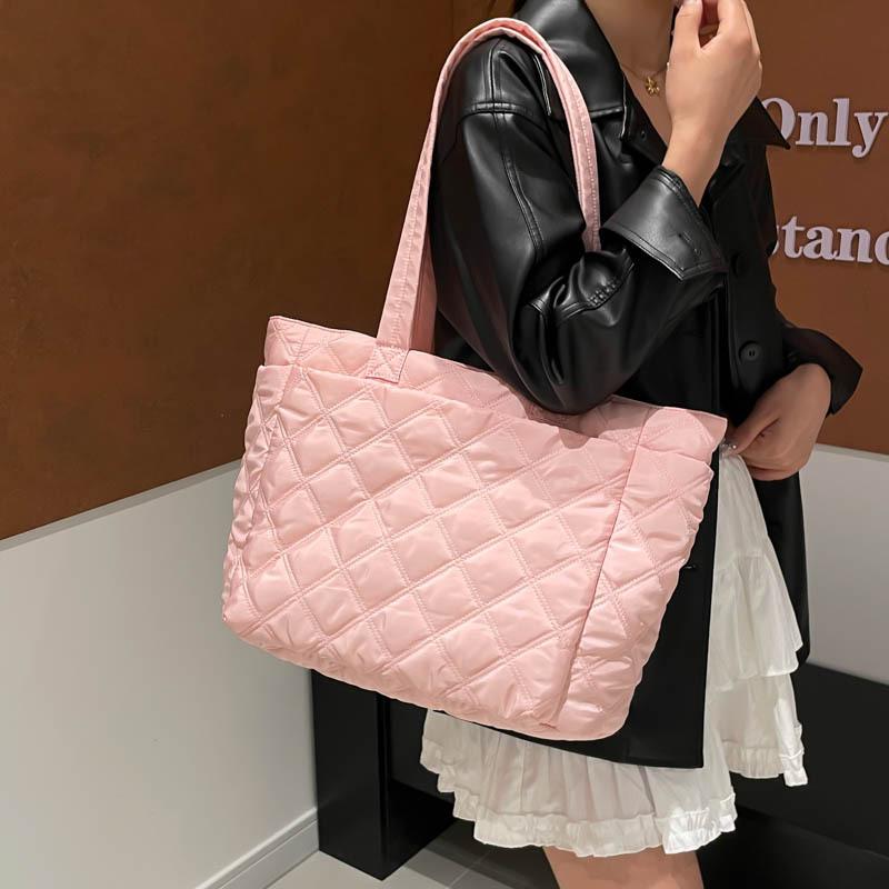 Women Cott Padded Tote Bag Korean Style Large Capacity Shoulder Bag for Travel CommuteComfortable for Daily Use Laptop Bag