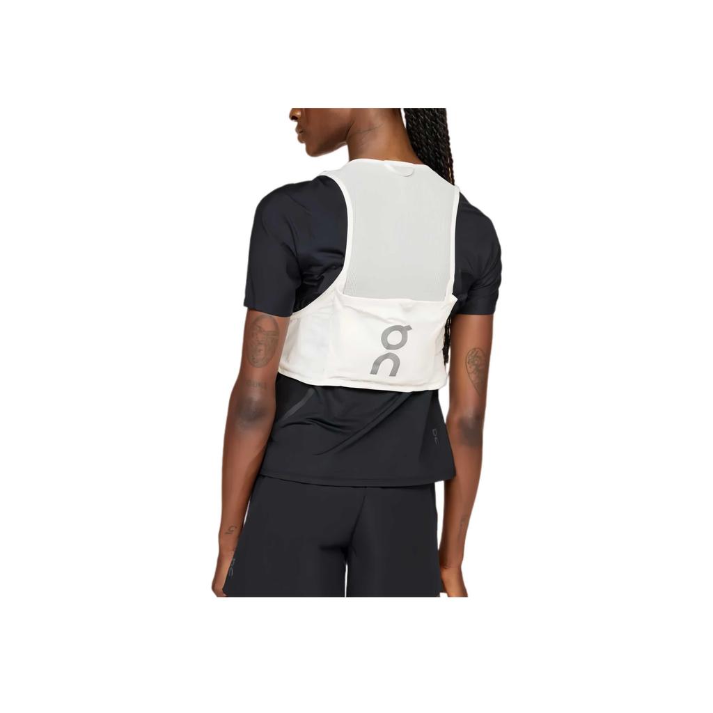 On Ultra Vest 5L Lightweight Comfortable Sports Vest Men Vests White 2UD30030864