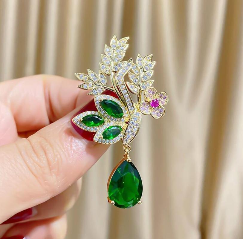Fashion Green Yellow Leaves Flower Bouquet Wheat Ear Brooch for Women Creative Rhinestone Pin Suit Clothing Jewelry Accessories