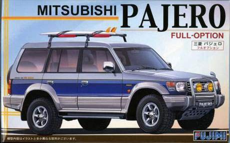 

Пластиковая модель Mitsubishi Pajero в масштабе 1/24 с полной комплектацией