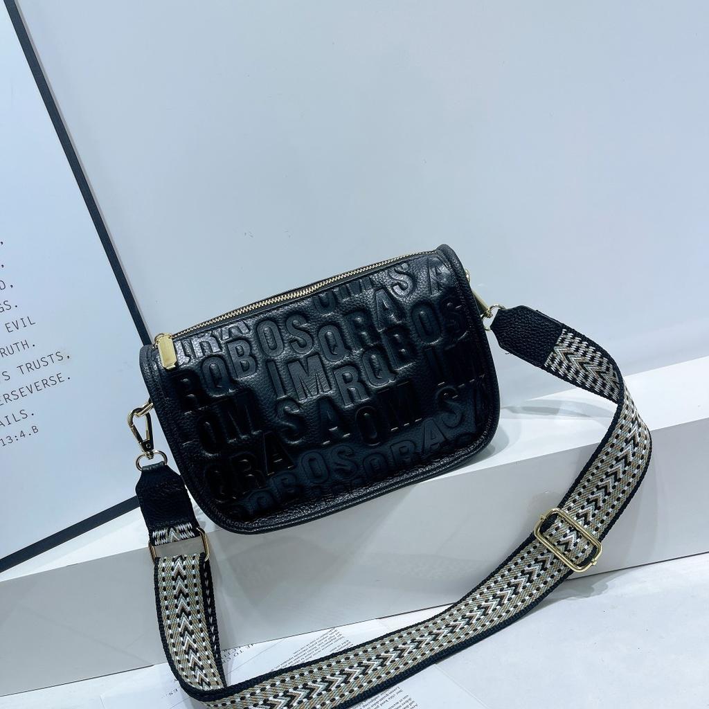 Cowhide Women's Bag Shoulder Crossbody Portable Women's Bag Practical Embossed Shell Bag Simple Bag