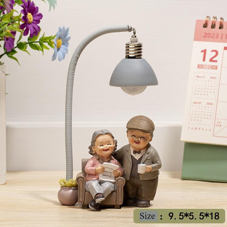 Creative Wedding Anniversary Decorations Valentine's Day Gifts for Couples Elderly Couples Home Desktop Decorations Desk Lamp