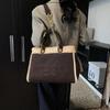 Niche High-texture Versatile Plush Handbag 2025 Autumn and Winter New Retro Lamb Wool Large-capacity Shoulder Bag
