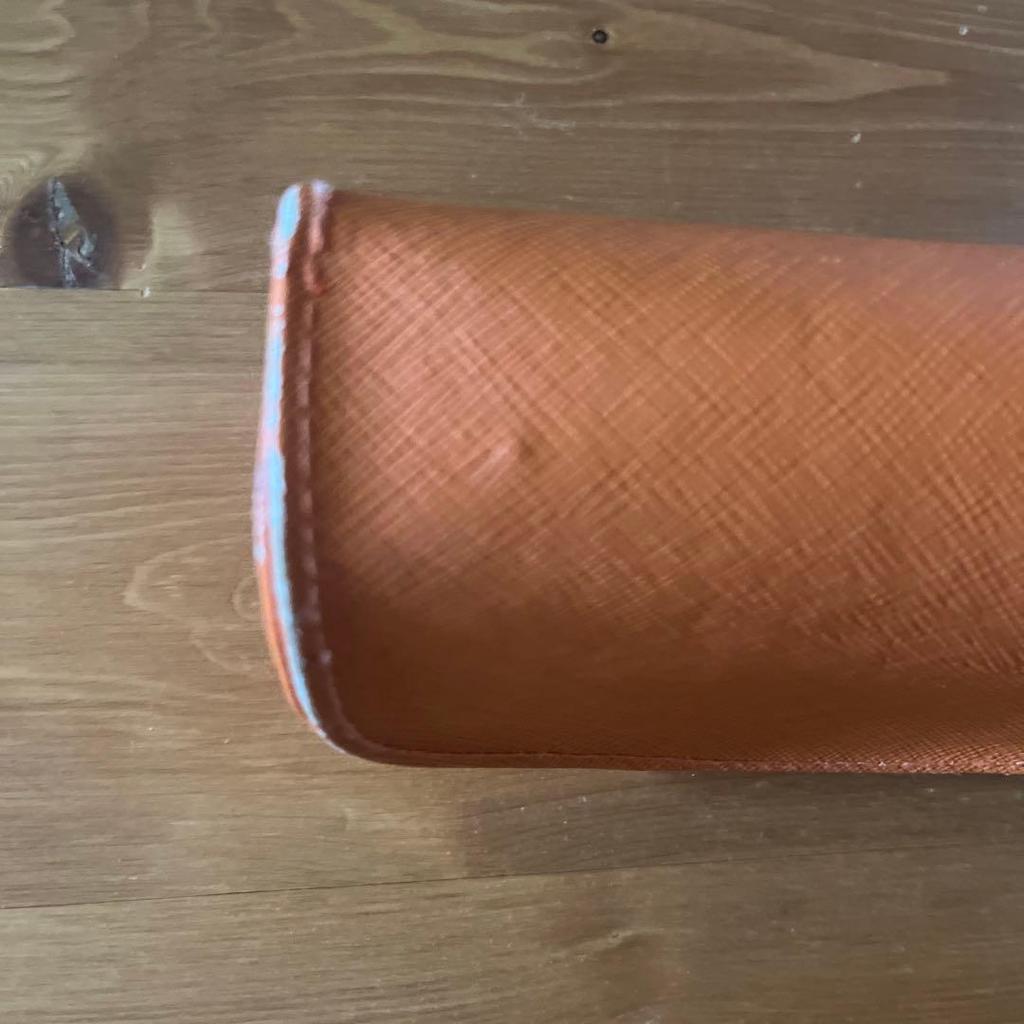 Used Tory Burch Men's Sunglasses and Case