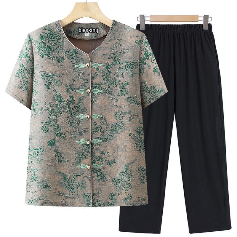 2026 New Fashion Summer Cardigan Tops: Short-Sleeve Shirts for Middle-Aged & Elderly Women