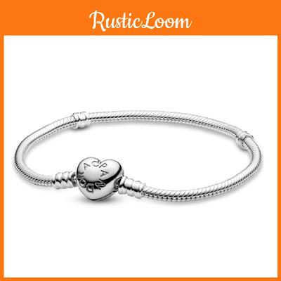 Stilvolles und romantisches Pandora Herzverschluss-Charm-Armband mit Schlangenkette und Box