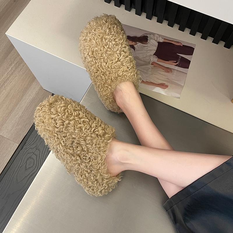 Luxury Plush Slippers for Women 2025 Cover Toe Fur Slides Casual Platform Flip Flops Pantofle New Shoes Woman