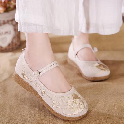 2024 New National Style Retro Female Flat Shoes Spring Summer Exquisite Fashion Embroidery Cloth Shoes Hot Casual Women Shoes