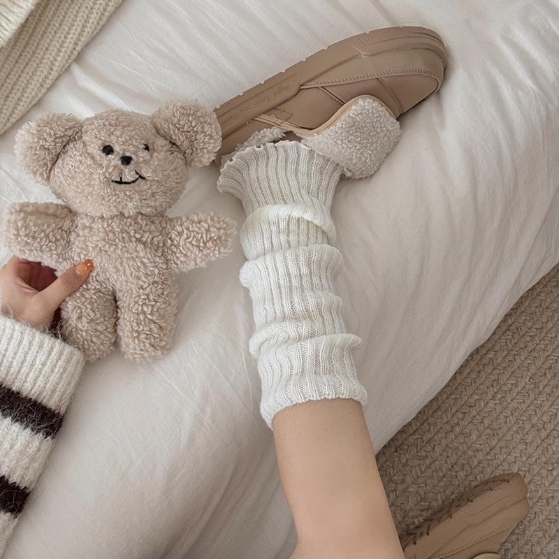 Female Autumn New Simple Solid Color Knitted Vertical Strip Thin Long Tube Stack Stocking