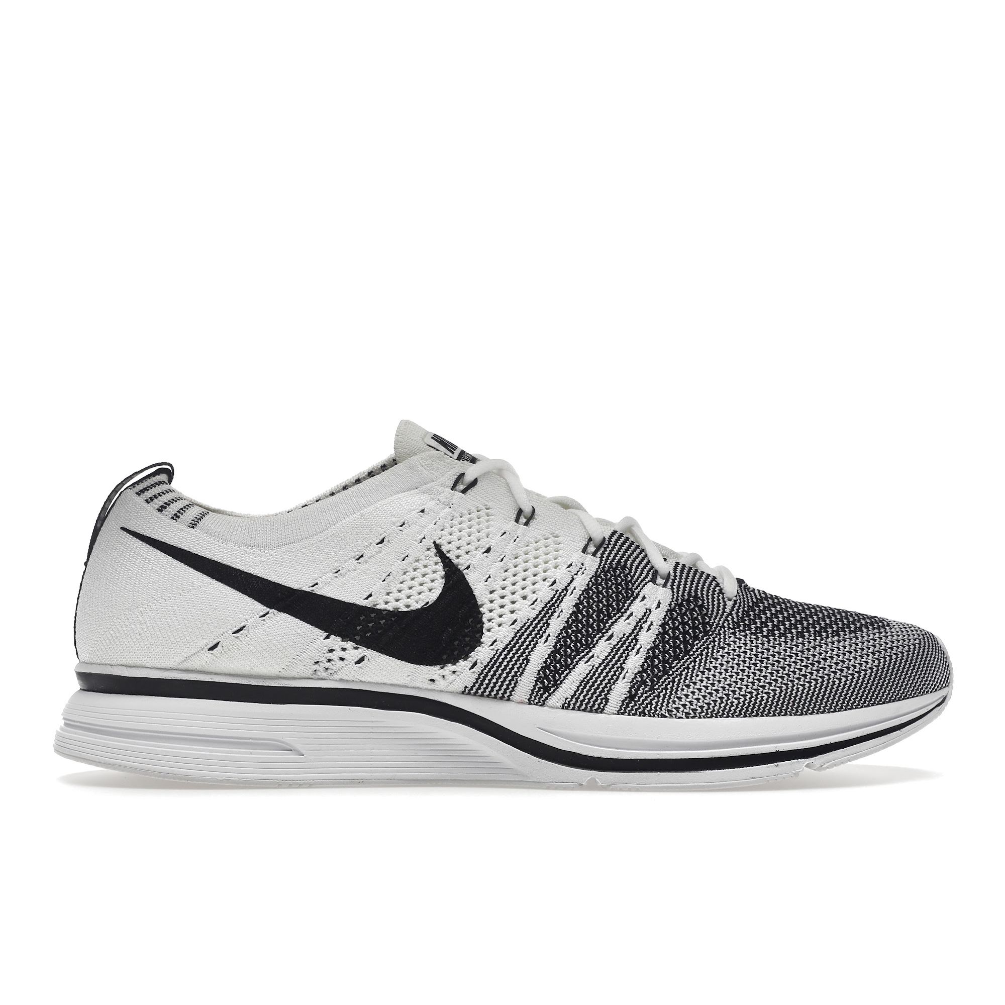 

Кроссовки унисекс Nike Flyknit Trainer 2017 OG Белый Черно-Белый AH8396-100