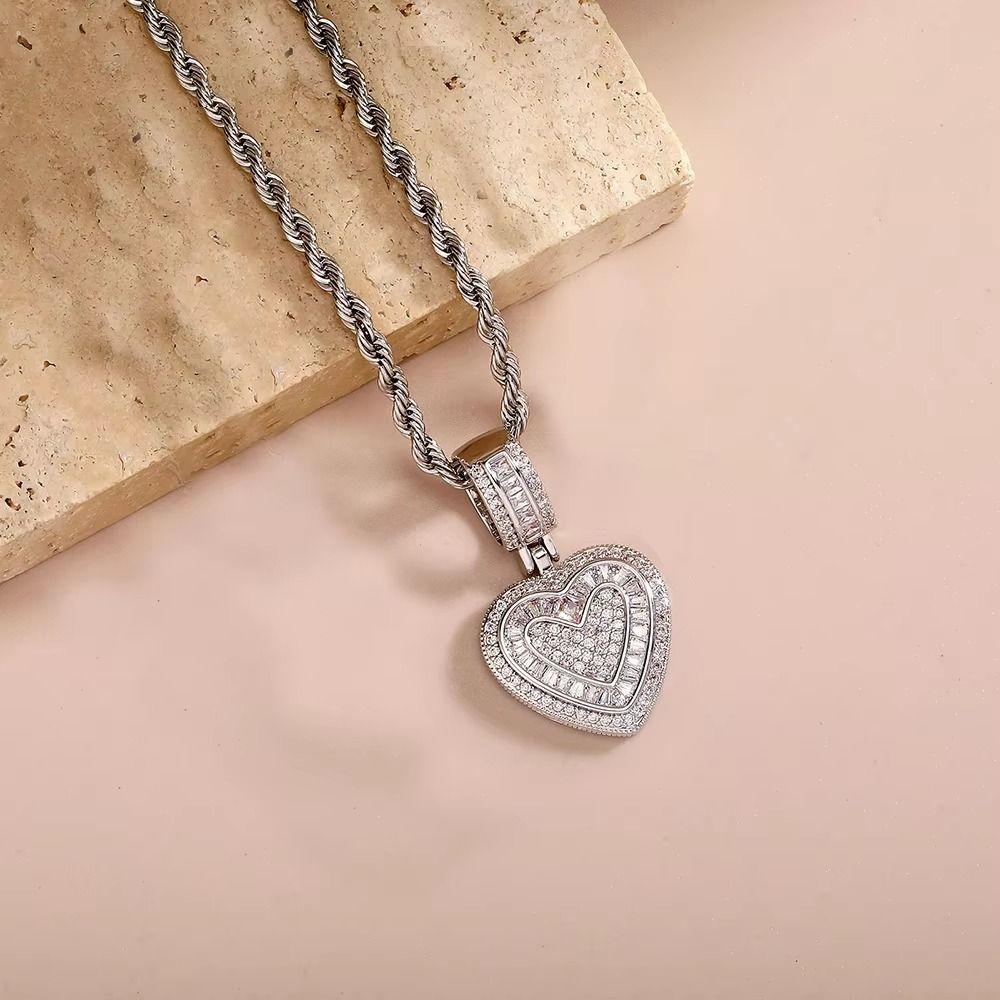 Stone Paved Heart Shaped Necklaces 5A+ CZ Hip Hop Necklaces Iced Out Pendant  Rapper Jewelry
