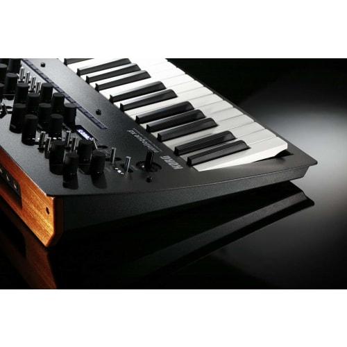 KORG MINILOGUE-XD Polyphonic Analog Synthesizer with Digital Multi-Engine