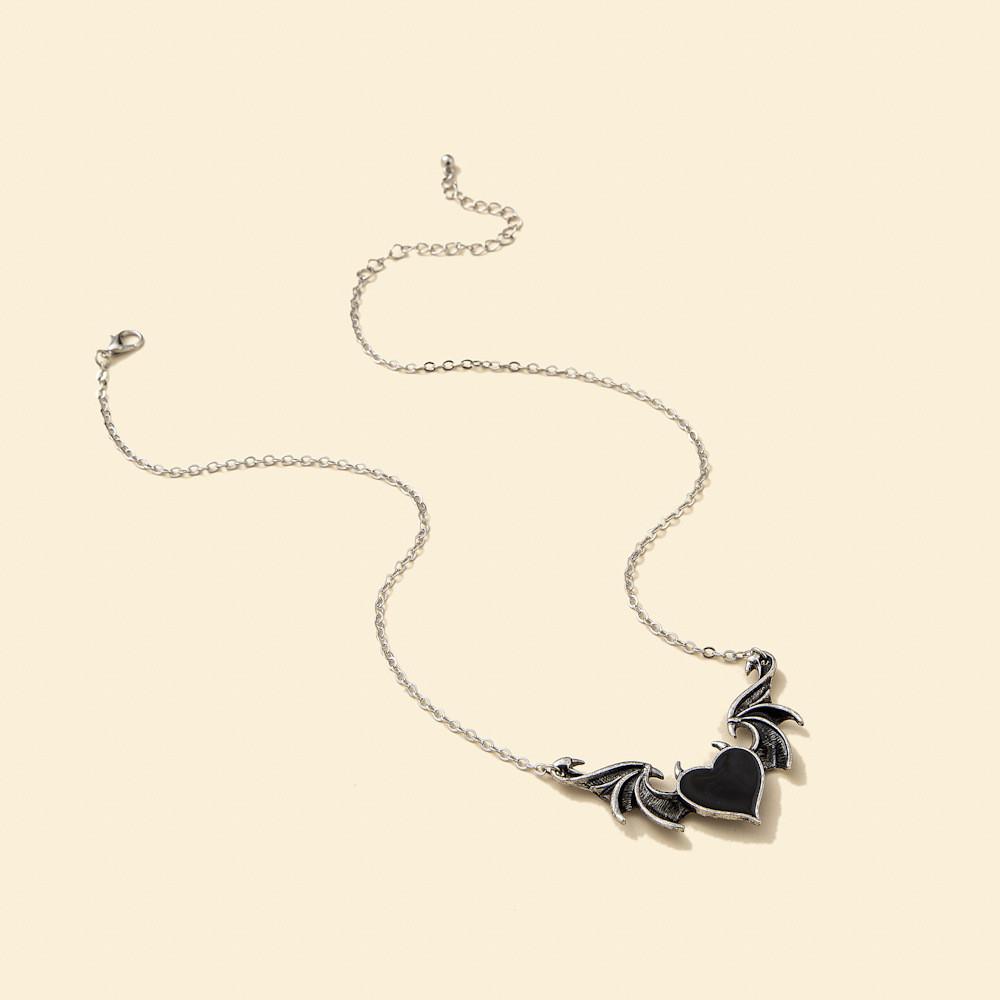 Trendsetting Geometric Heart And Wing Necklace Unique Alloy Jewelry For Women