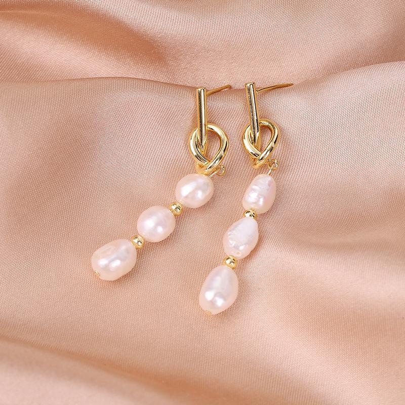 Baroque natural freshwater pearl earrings personalized design knotted irregular pearl stud earrings European and American style