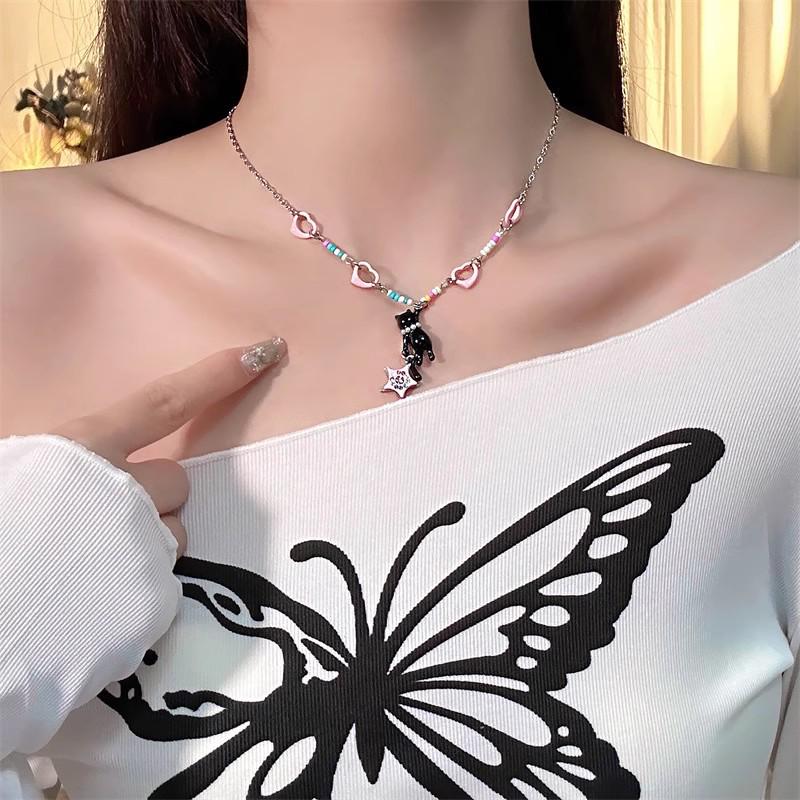 2025 High-End Gothic Punk Necklace: Y2K Dark Style Clavicle Chain for Women