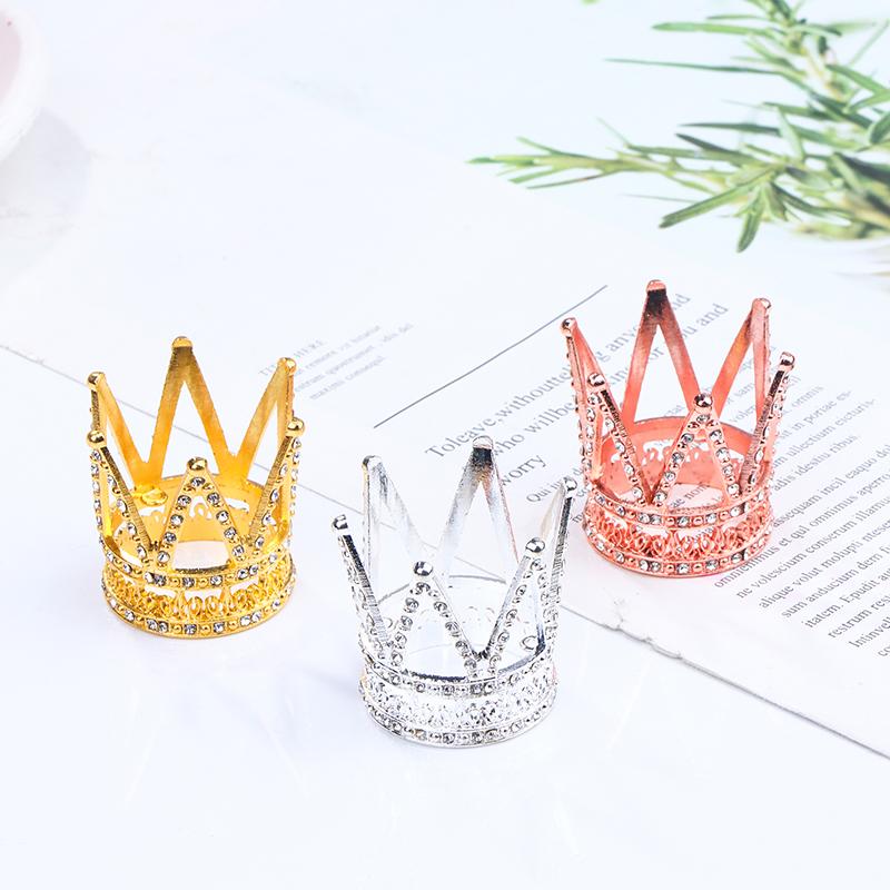 Akcesoria dla lalek Metalowa korona Nakrycie głowy Ozdoba do włosów Akcesoria do włosów Dla domku dla lalek Zabawka
