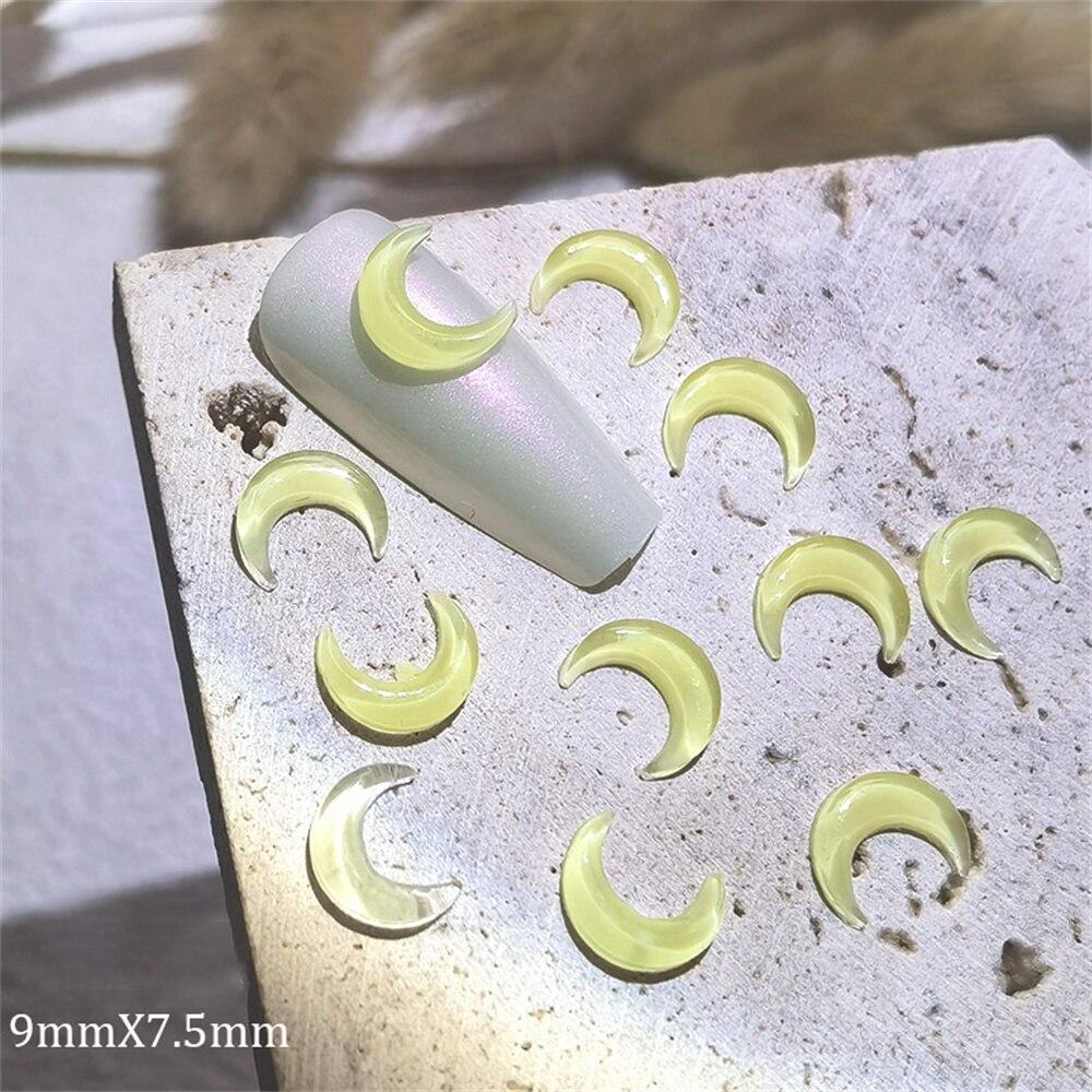 20 Stück Crescent Moon Nail Art Dekorationen Harz Eis klare Edelsteine ​​Strass Nägel Zubehör 3D DIY Maniküre Teile Charms LXY