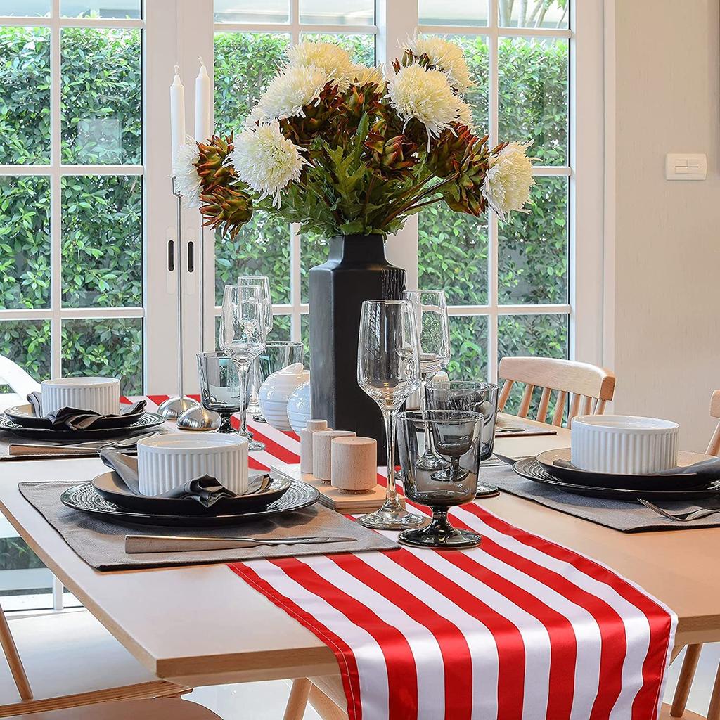 Classic Black and White Striped Table Runner Elegant Polyester Wood GrainTable Decor for Indoor Outdoor Halloween Banquet Party