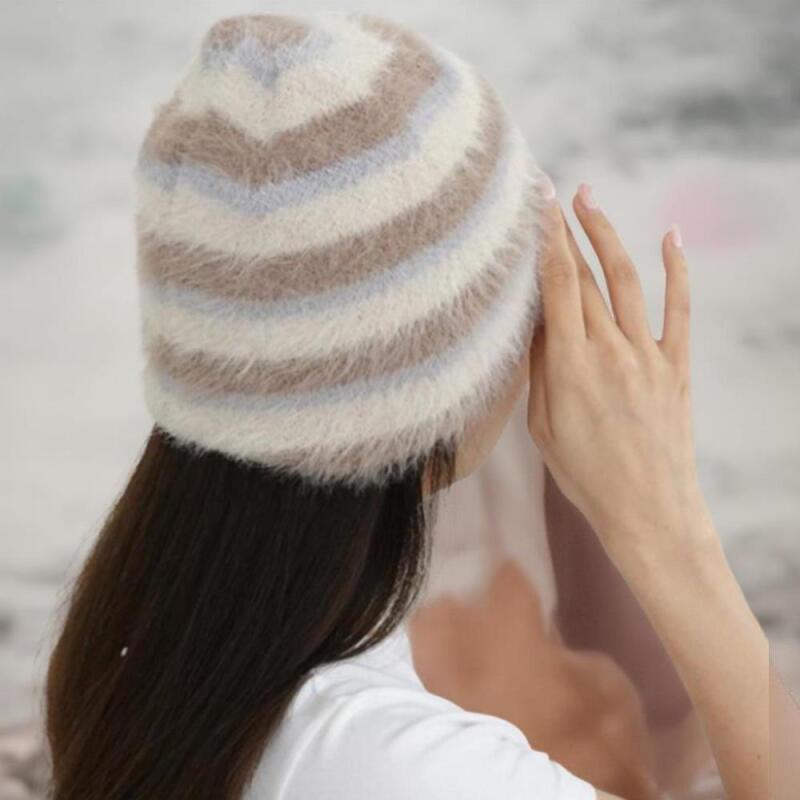 Women's Winter Color Block Striped Faux Fur Fluffy Beanie