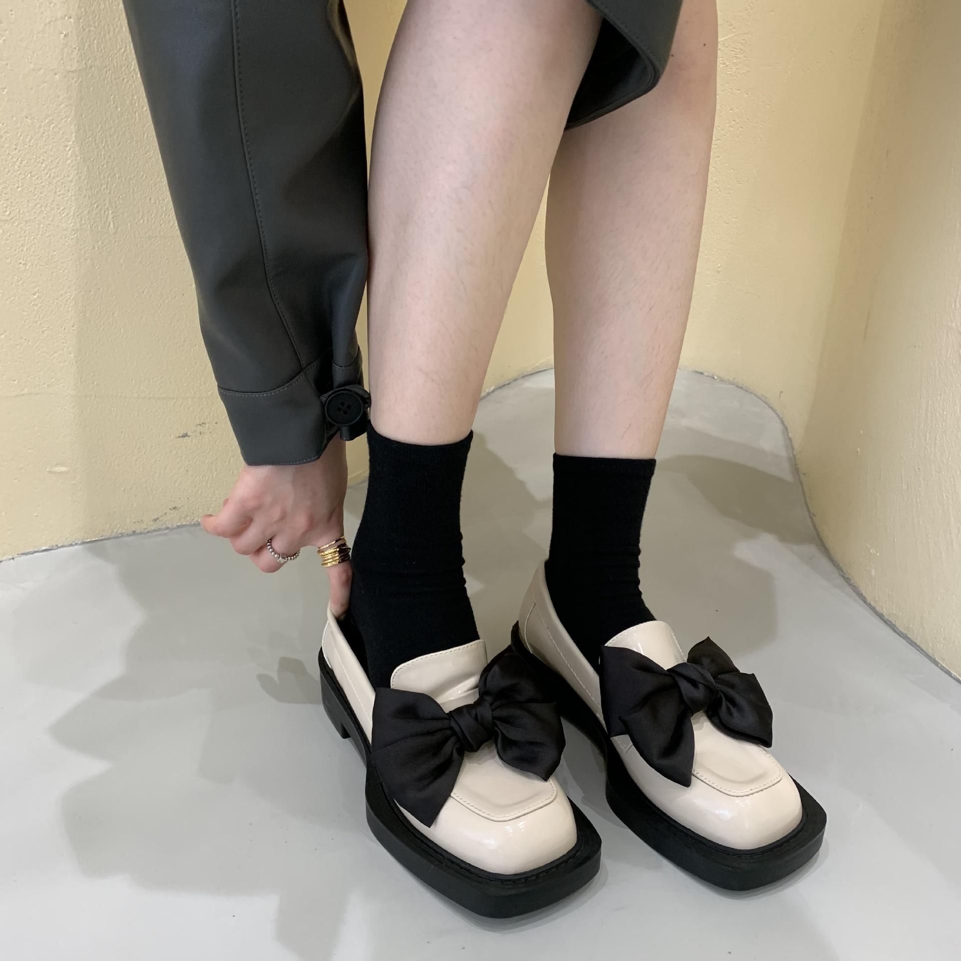 

Туфли Мэри Джейн с большим бантом, маленькие кожаные женские туфли с квадратным носком, на толстом каблуке, мокасины, балетки, матовые и лакированные кожаные броги, оксфорды 5 белый