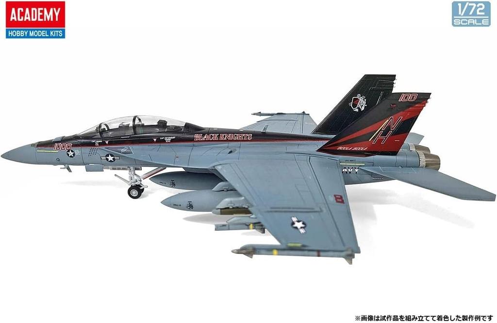 Academy 1/72 Scale US Navy F/A-18F VFA-154 Black Knights Plastic Model Kit 12577
