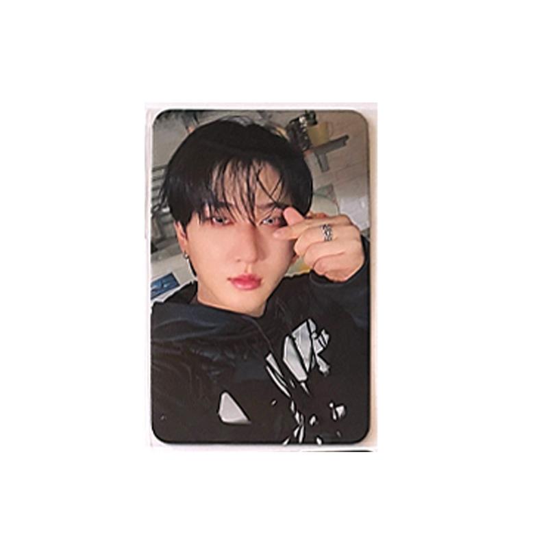 [FOTOKORT] Stray Kids – 4. album ‘KARMA’ (SKZOO VER.) Kun fotokort
