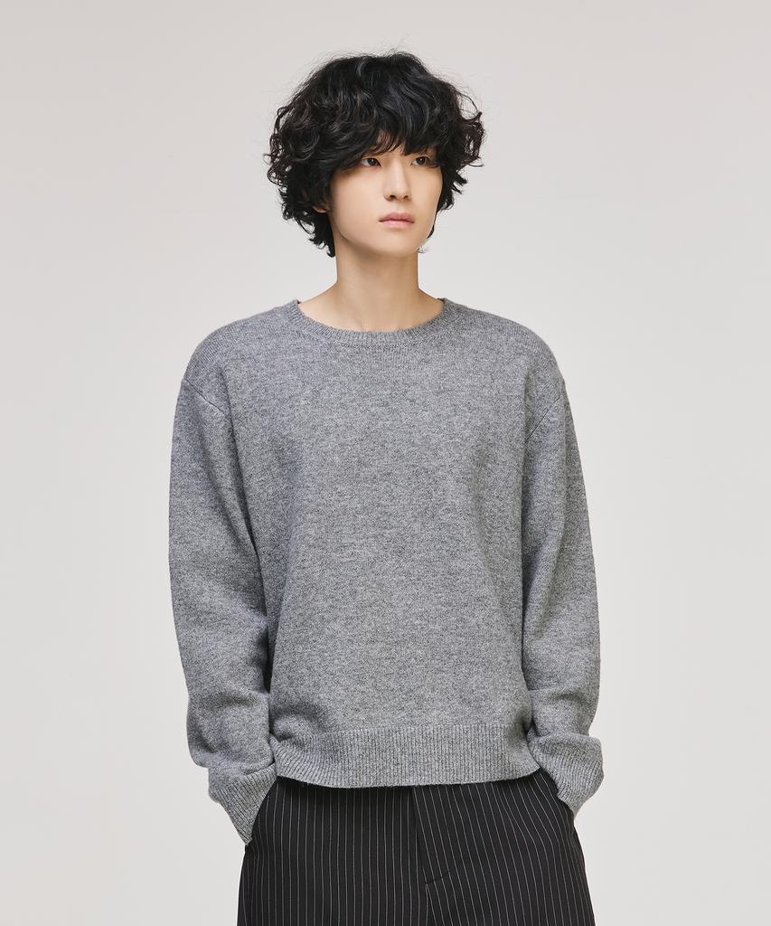 SIGNATURE Blend Shade Round Neck Knit [Gray]