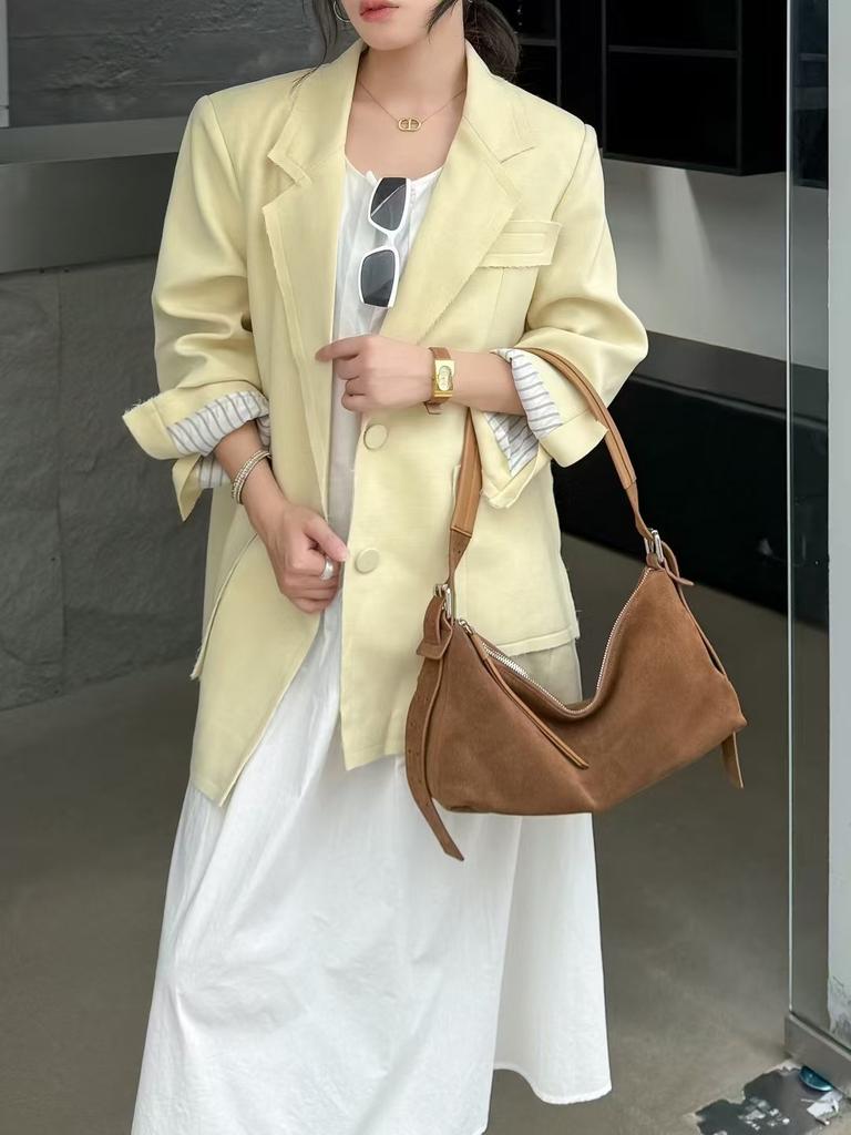 2025 New Style Cowhide Genuine Leather Underarm Bag Women's Simple Version Fashion Handheld Bag Large Capacity Single Compartment Crossbody Bag