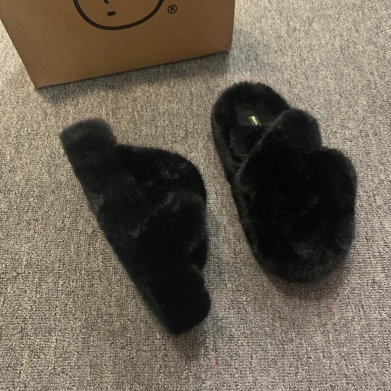 Thick bottom Internet celebrity super fire hair slippers women 2025 autumn new wear fashion women comfortable home cotton slippers