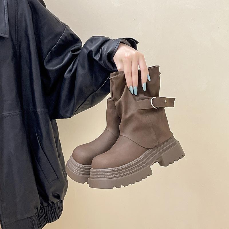 Design Sense Pleated Sense Solid Color Platform Martin Boots Women's 2025 Autumn and Winter Fashion Versatile Retro Platform Locomotive Boots