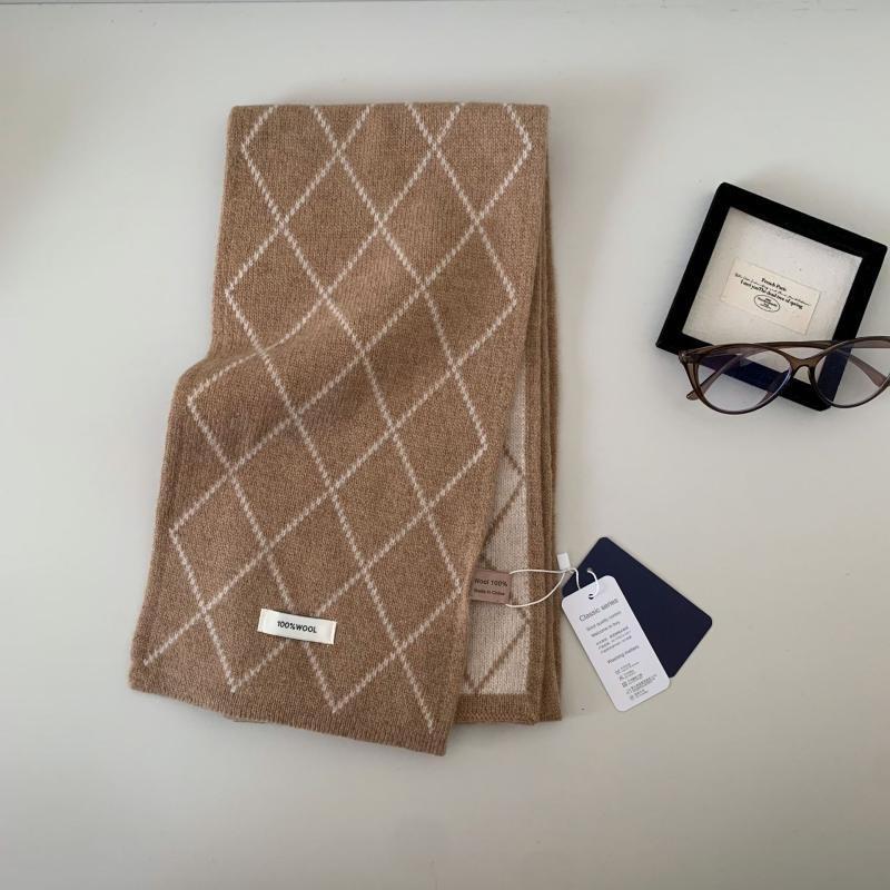 

Women s Double-sided Diamond Plaid Winter Scarf One Size