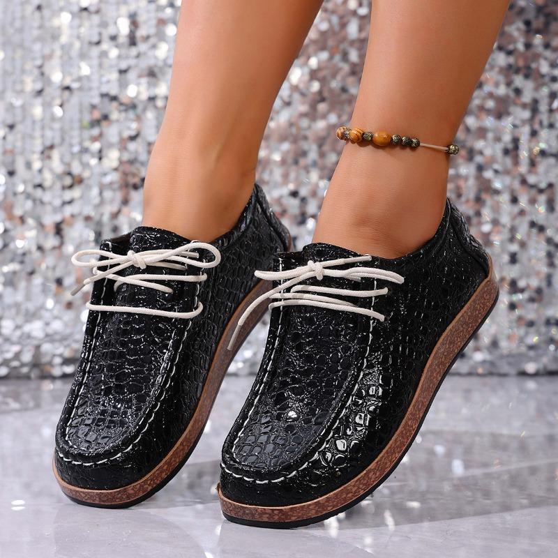 Autumn New Lace-up Casual Shoes 2025 Autumn New Plus-size Low-top Shoe Women