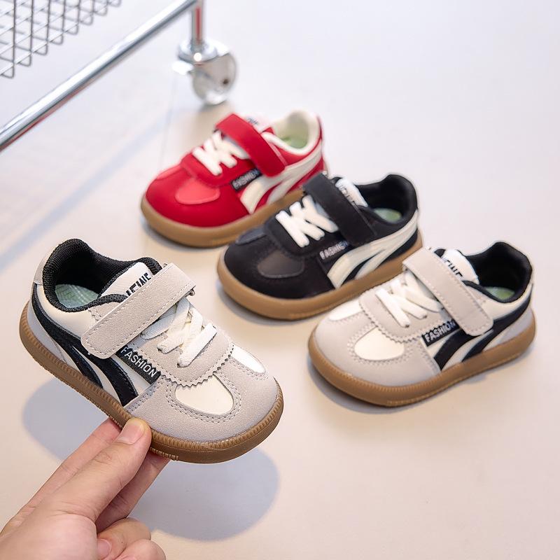 Children's sports shoes 2025 new spring and autumn soft-soled non-slip board shoes boys and girls casual shoes baby German training shoes