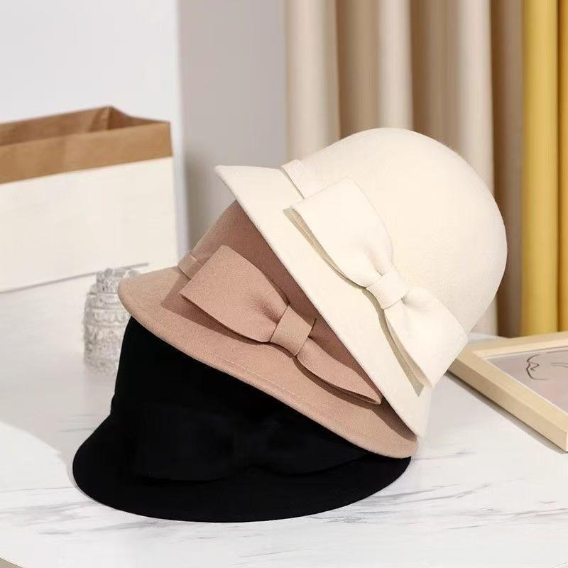 French Chic Style Round Top Hat With Windproof Design For Autumn And Winter Wear