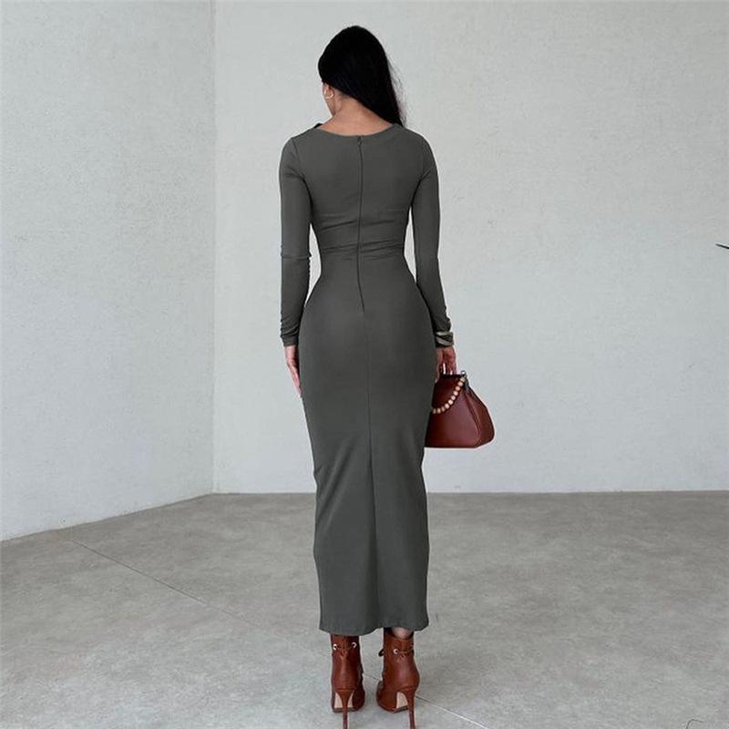 New Autumn and Winter Women's Fashion Round Neck Long Sleeve Slim Fit Hip Solid Color Temperament Dress