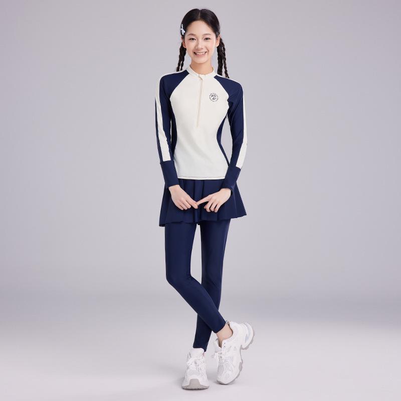 

Girls Conservative Three-Piece Surfing Suit - Korean Style Jellyfish Diving Set for School-Aged Children 140