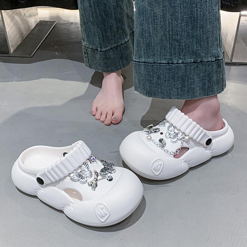 Fashion Rhinestone Butterfly Platform Slippers Women 2025 Summer Thick Sole Eva Clogs Garden Shoes Woman Non Slip Beach Sandals