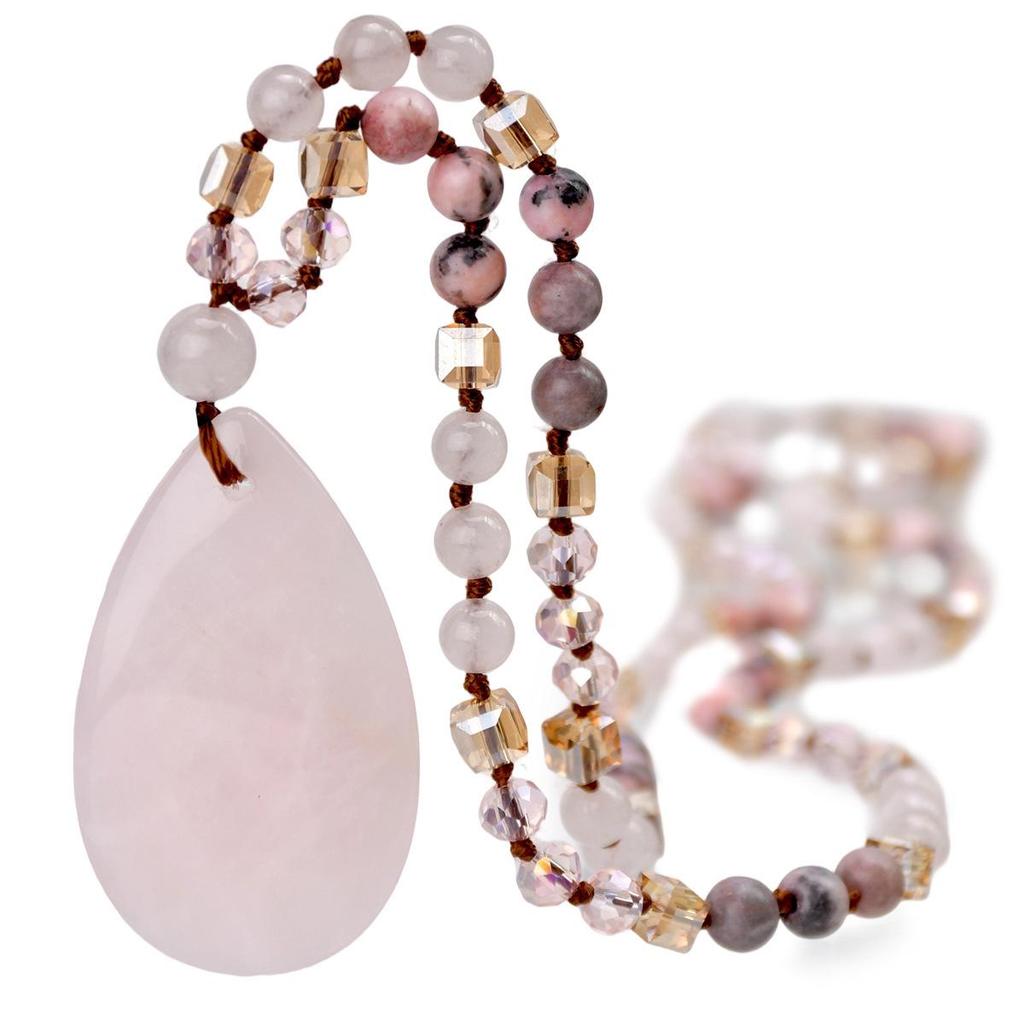 Elegante Collana a Goccia in Cristallo Rosa Annodata a Mano per Donna – Stile Lungo con Sensazione di Alta Gamma