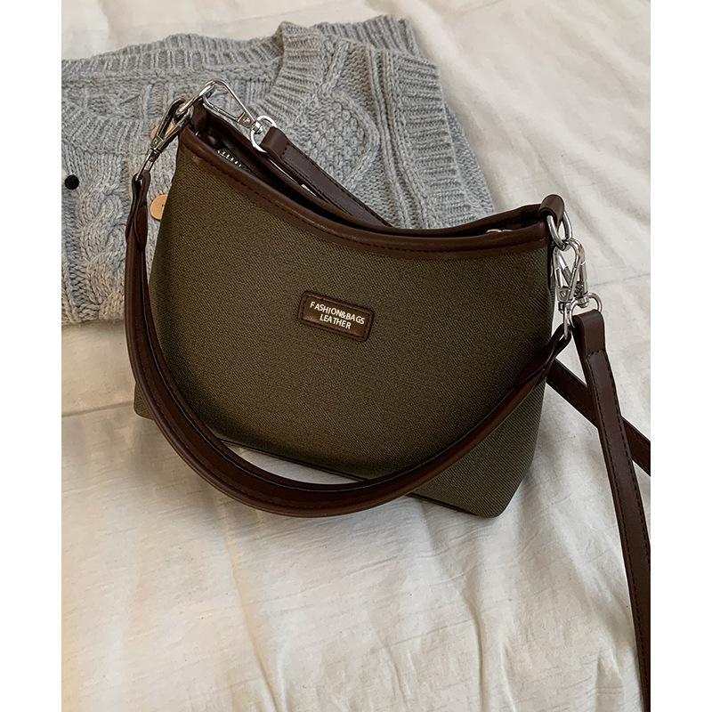 Underarm Bag Women's 2025 New Autumn and Winter Fashion Simple Shoulder Bag Korean Versatile Ins Commuter Messenger Bag